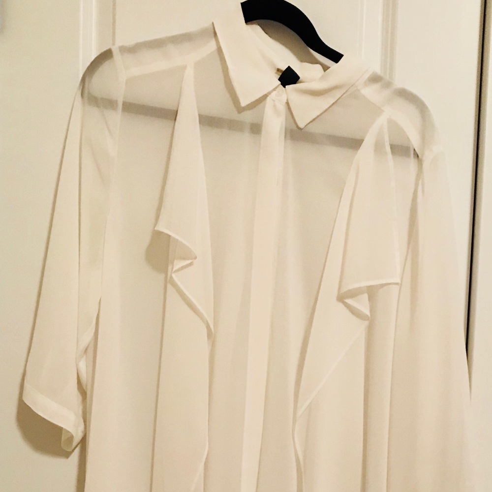 Chicos Long Georgette blouse-black label!!! Size 3